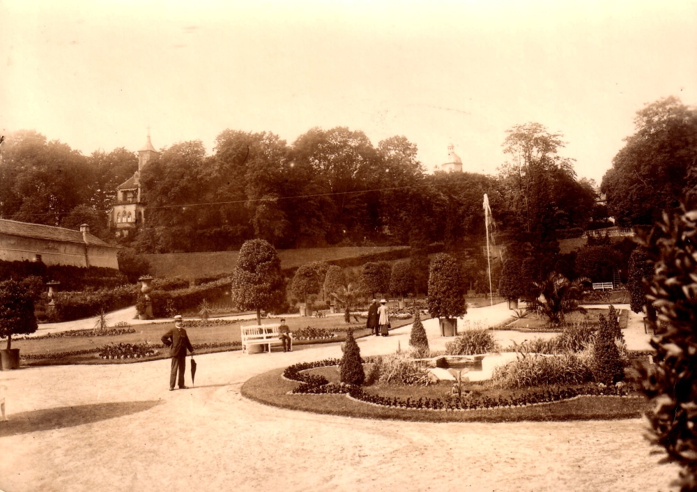 1915 II Brunnen